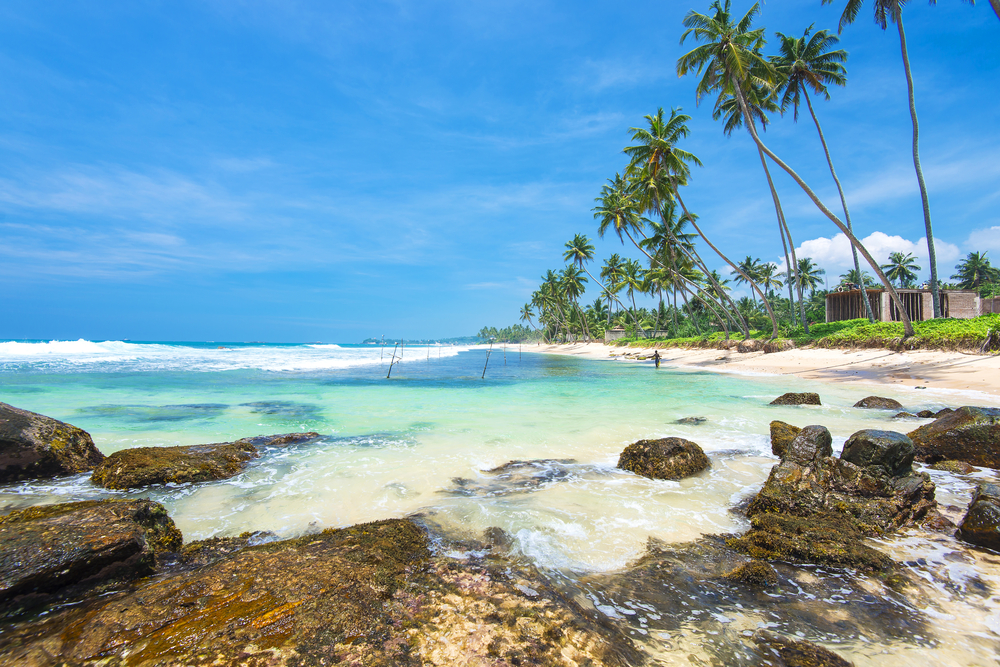 Lovely ocean coast at Unawatuna