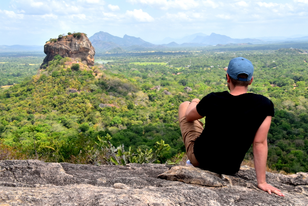 What are the best things to see and do in the Cultural Triangle of Sri Lanka?