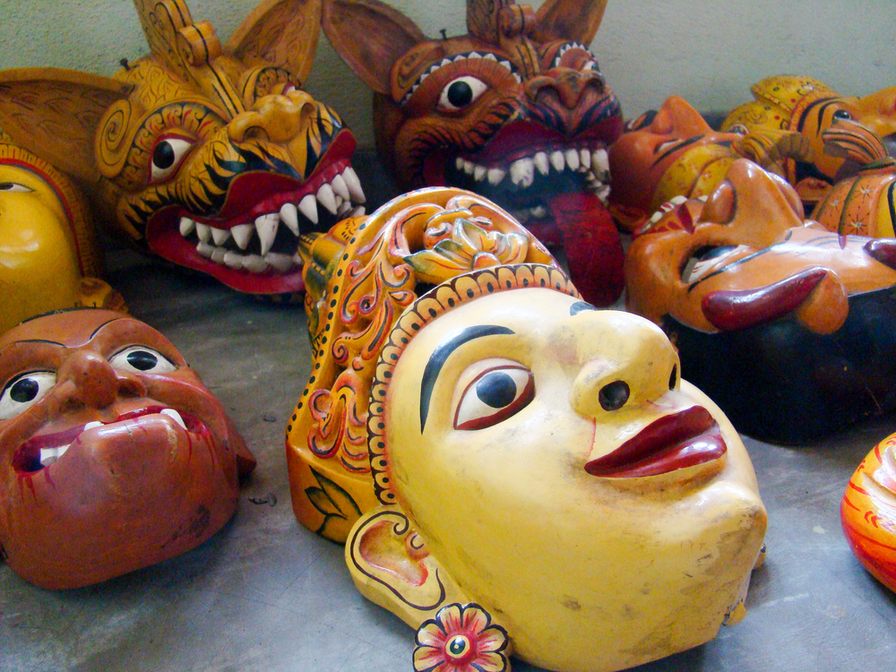 mask making in Ambalangoda