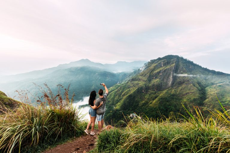 sri lanka travel couple